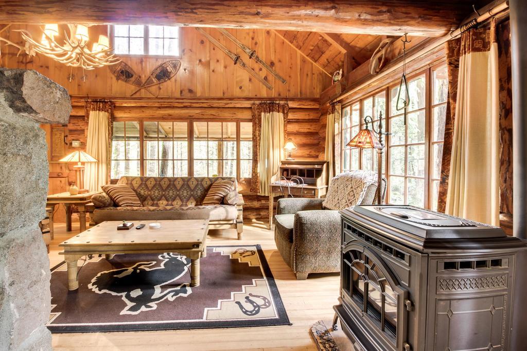 Zoe'S Log Cabin Welches المظهر الخارجي الصورة