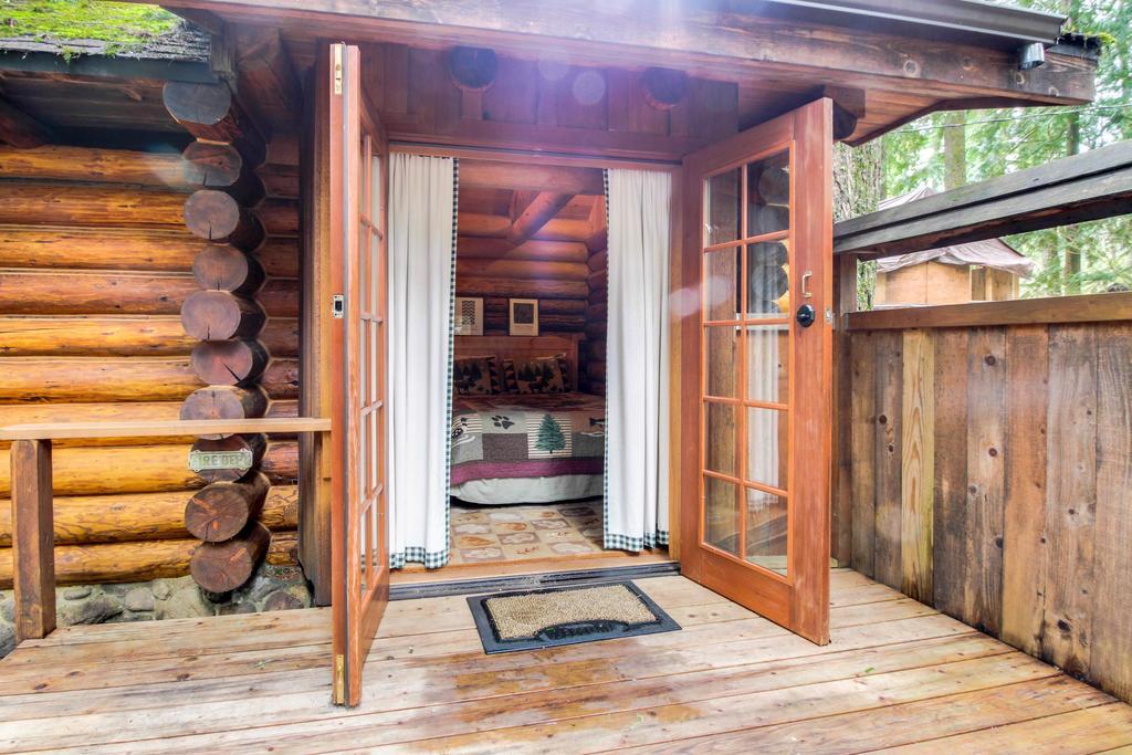 Zoe'S Log Cabin Welches المظهر الخارجي الصورة