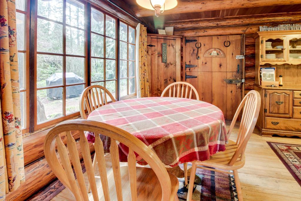 Zoe'S Log Cabin Welches المظهر الخارجي الصورة